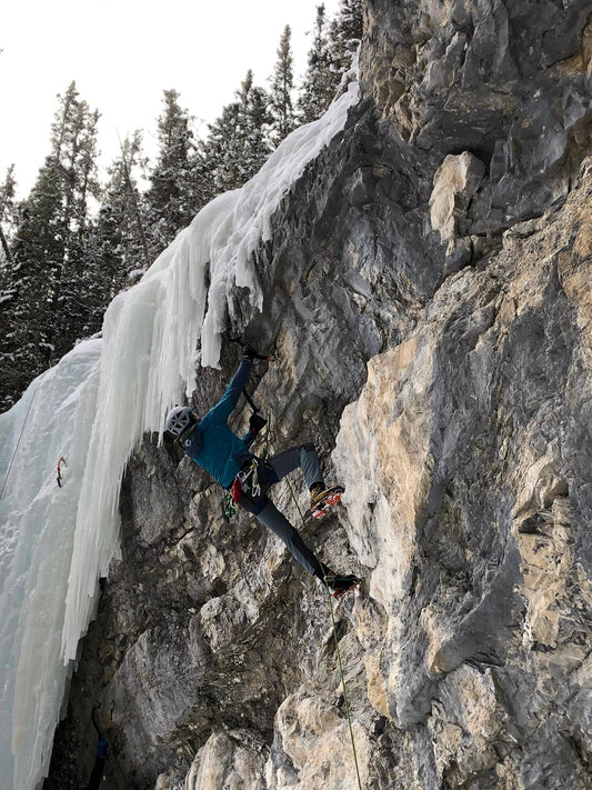 Intermediate Mixed Climbing (M2)